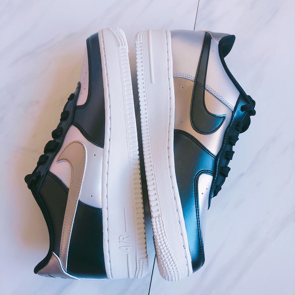 Nike Air Force 1 LV8 - Picture 5 of 8